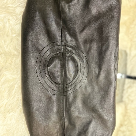 Loewe Nappa Aire Shoulder Bag - Picture 2 of 14